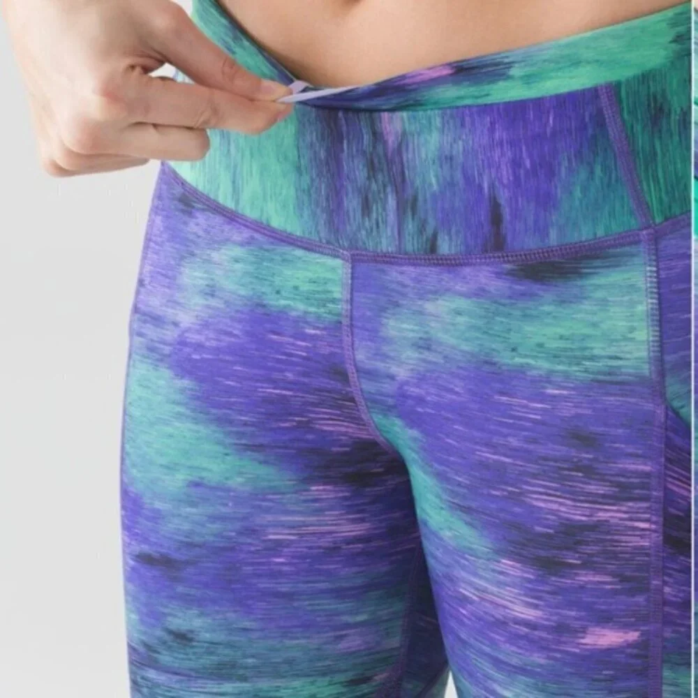 Lululemon Time to Shine Tight Rio Nights Multi size 12